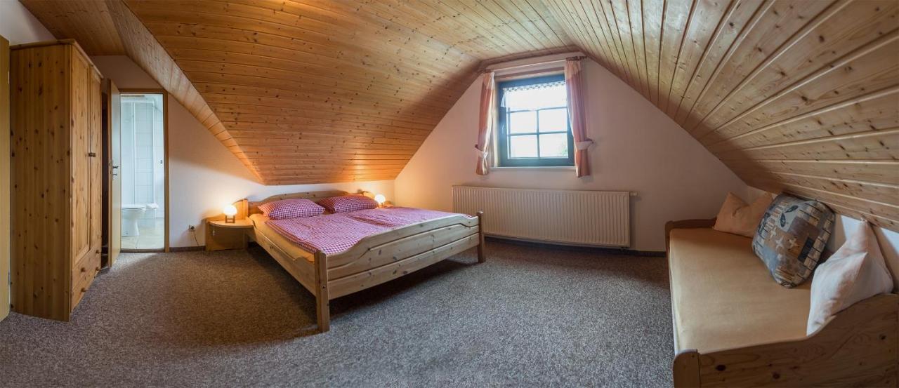 Am Roten Hammer I Gasthof Und Pension Oberwiesenthal Exterior foto